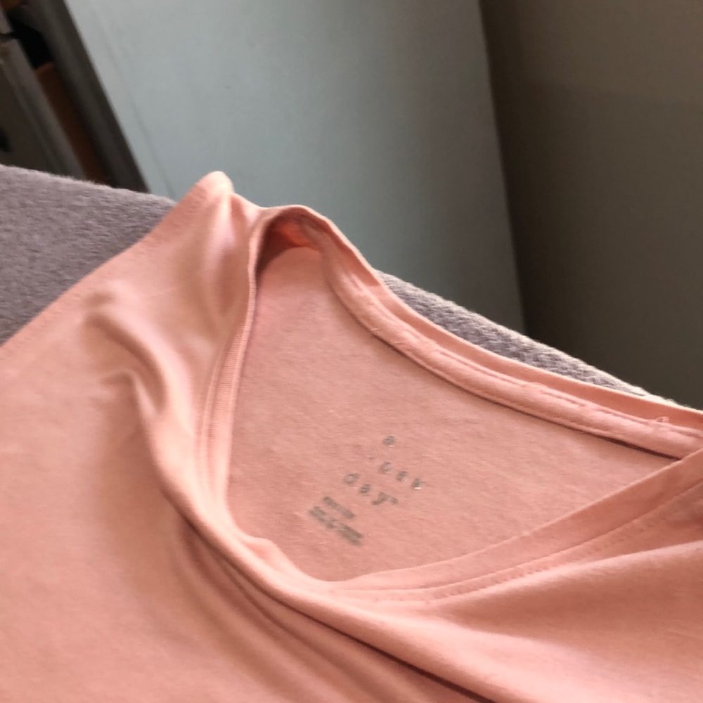 A*NEW*DAY LIGHT PINK SLEEVELESS TANK SIZE M - Picture 3 of 6